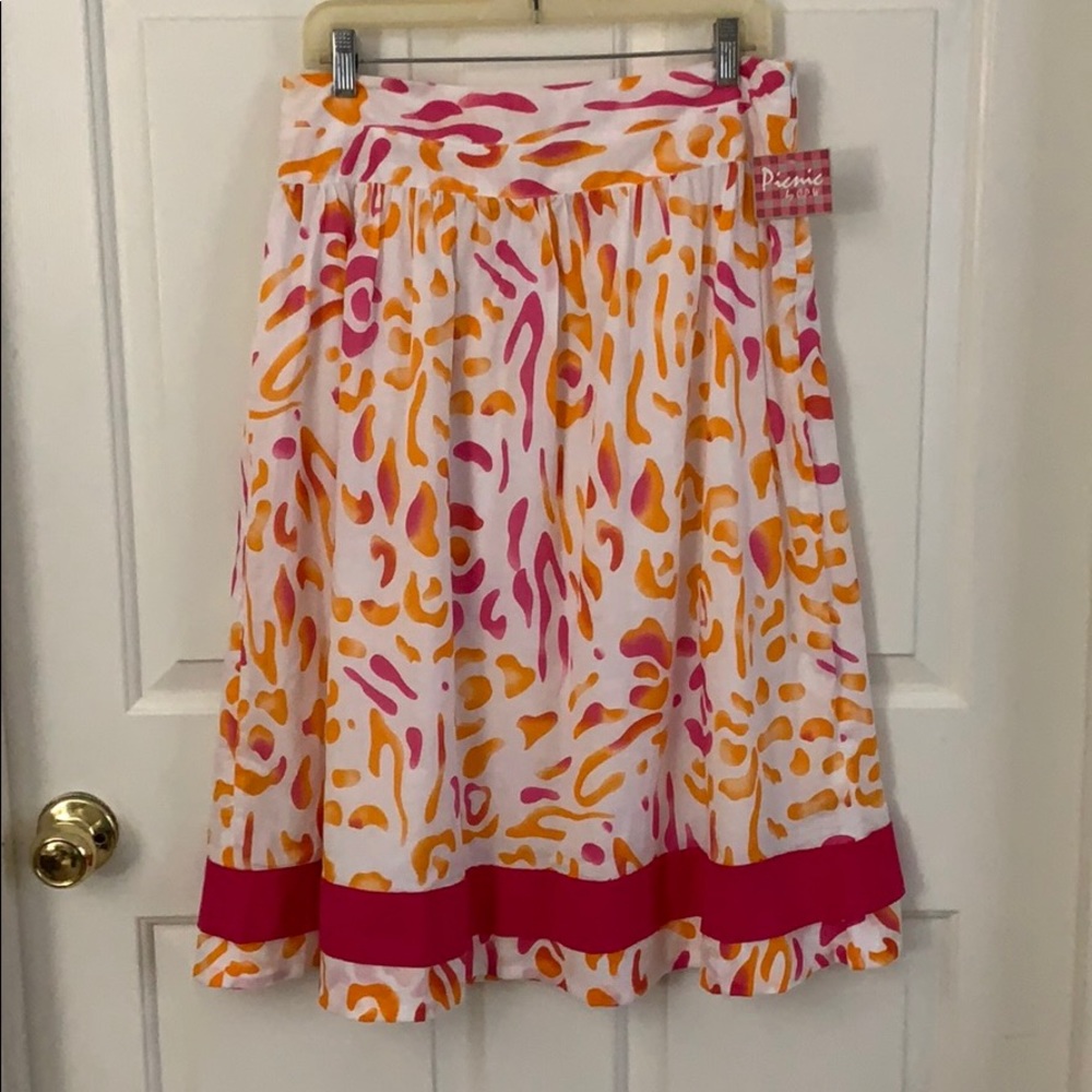NWT Brightly Colored Fully Lined Skirt
